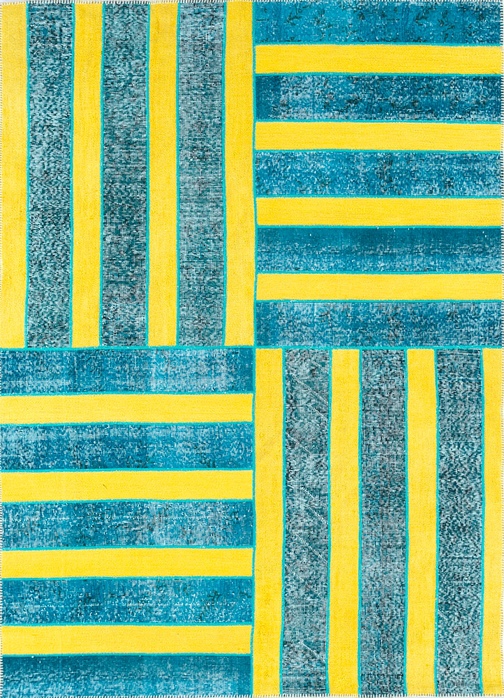 provenance blue wool hand knotted Rug - HeadShot