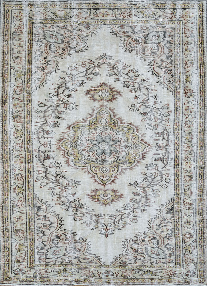 vintage beige and brown wool hand knotted Rug - HeadShot