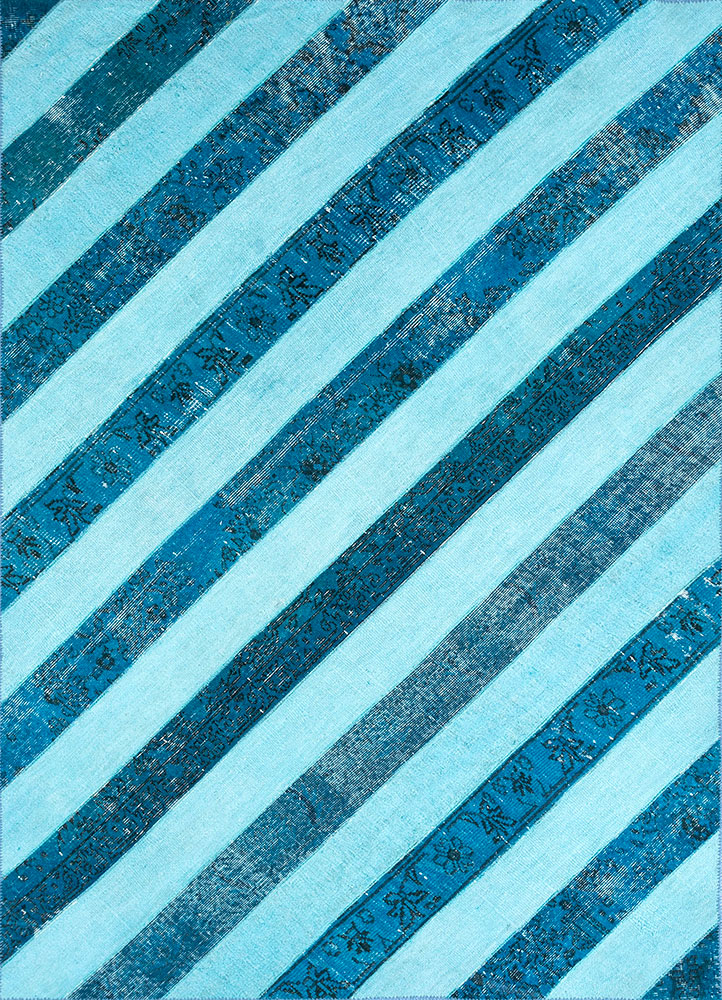 provenance blue wool hand knotted Rug - HeadShot