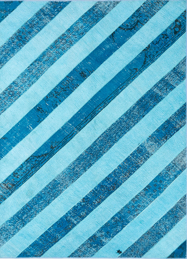 provenance blue wool hand knotted Rug - HeadShot
