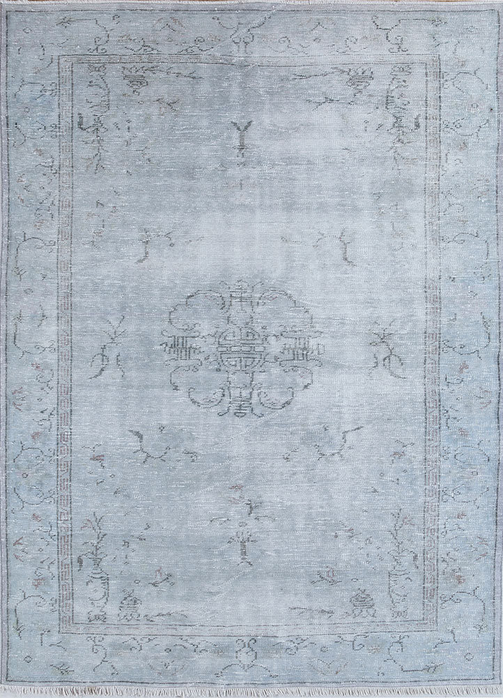vintage grey and black wool hand knotted Rug - HeadShot