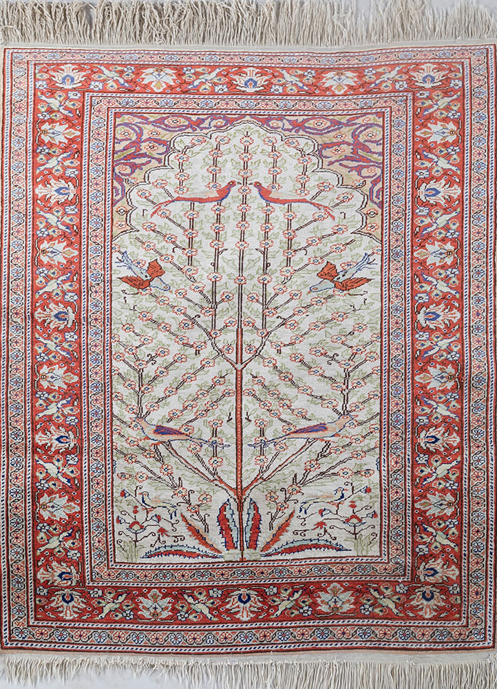 gulmarg red and orange silk hand knotted Rug - HeadShot