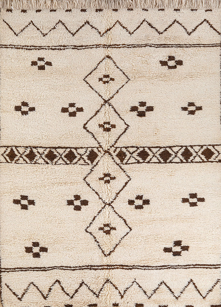 zuri ivory wool hand knotted Rug - HeadShot