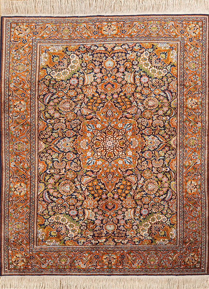 gulmarg red and orange silk hand knotted Rug - HeadShot