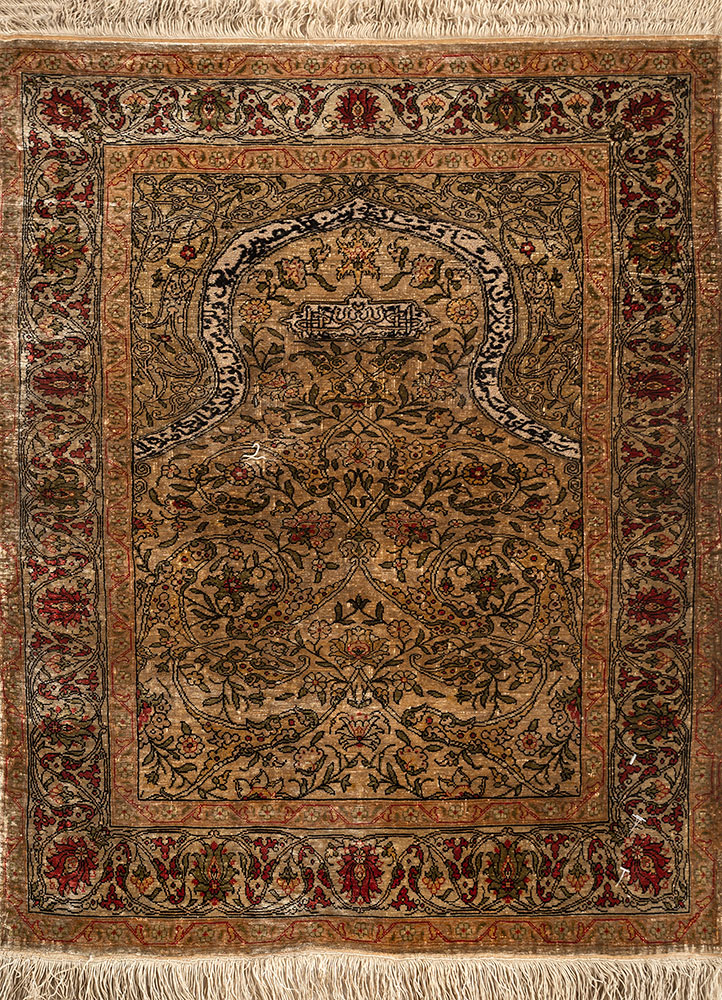 gulmarg green silk hand knotted Rug - HeadShot
