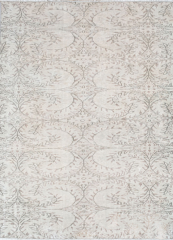 vintage beige and brown wool hand knotted Rug - HeadShot