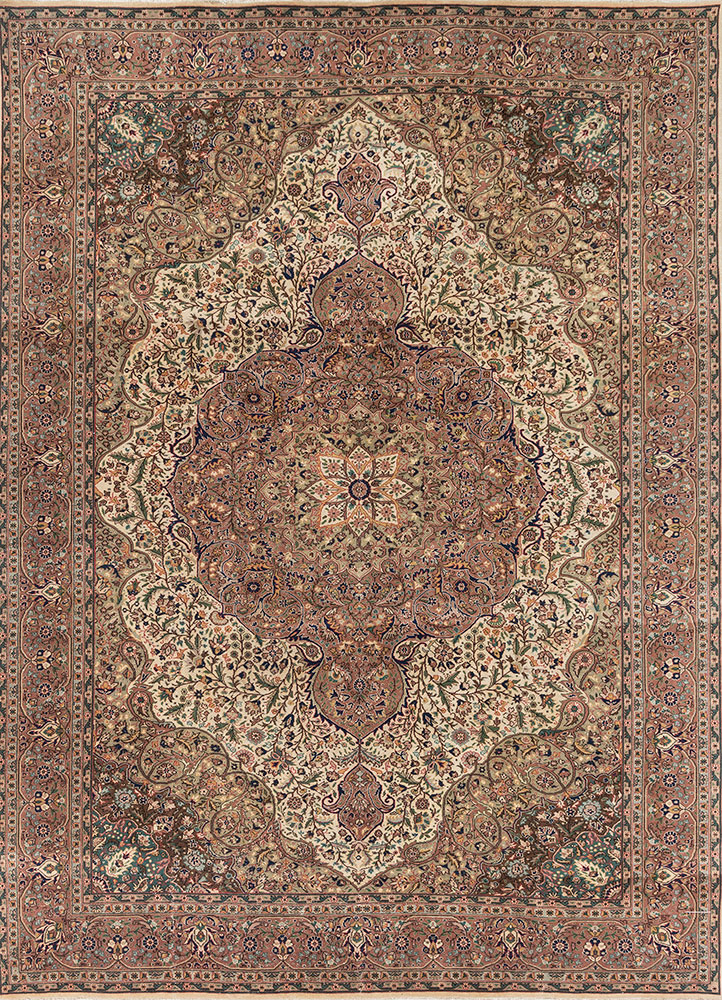 aalam ivory wool hand knotted Rug - HeadShot