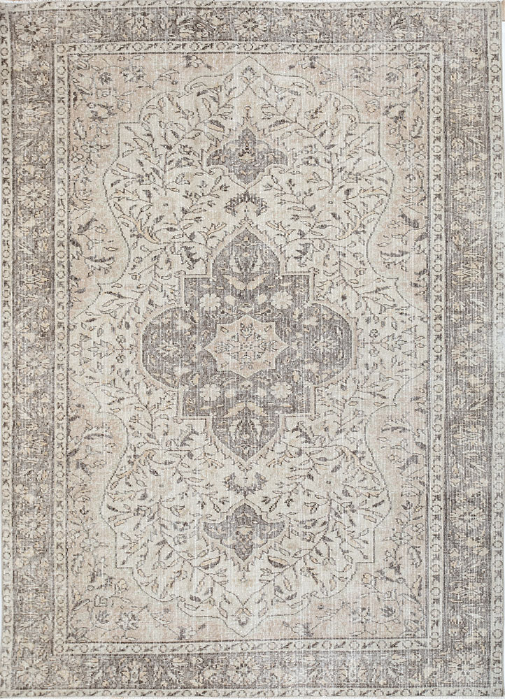 vintage beige and brown wool hand knotted Rug - HeadShot