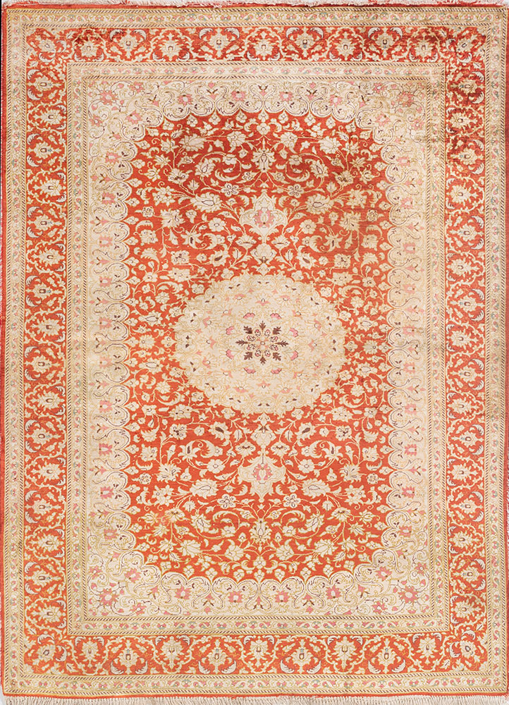 gulmarg green silk hand knotted Rug - HeadShot