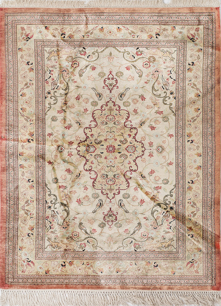 gulmarg gold silk hand knotted Rug - HeadShot
