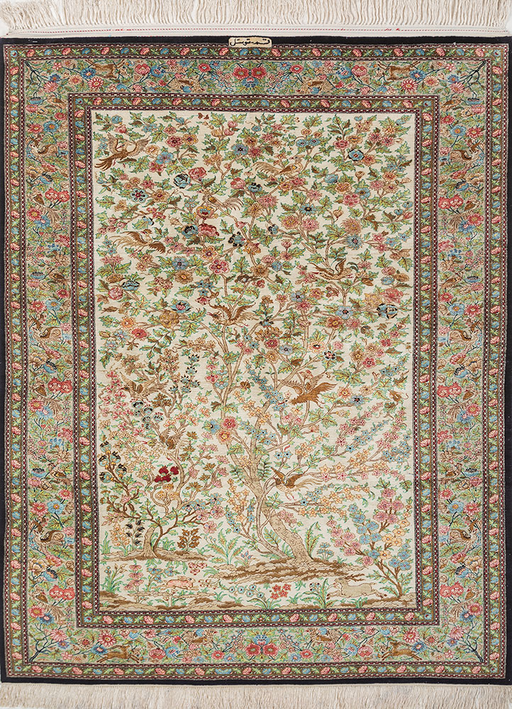 gulmarg green silk hand knotted Rug - HeadShot