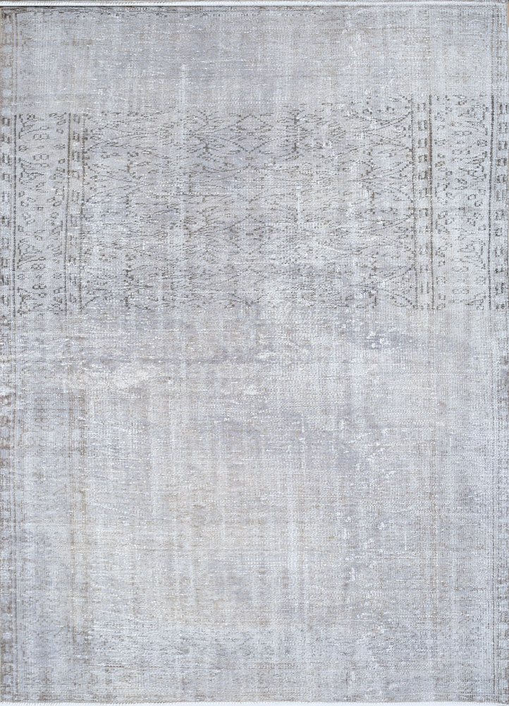 vintage grey and black wool hand knotted Rug - HeadShot
