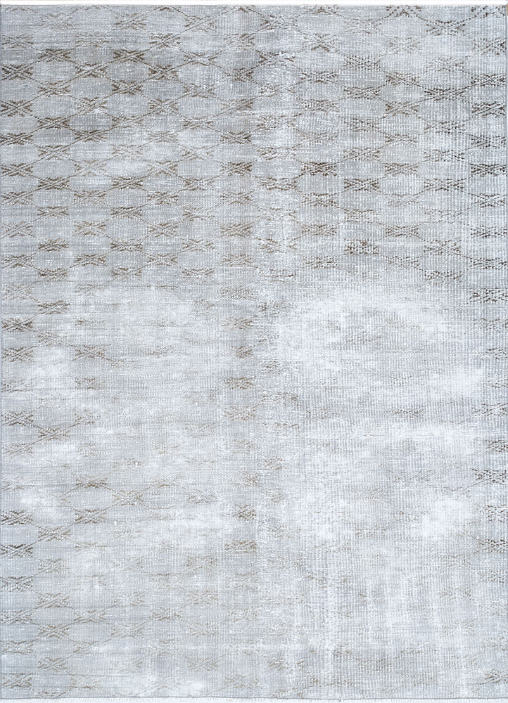 vintage grey and black wool hand knotted Rug - HeadShot