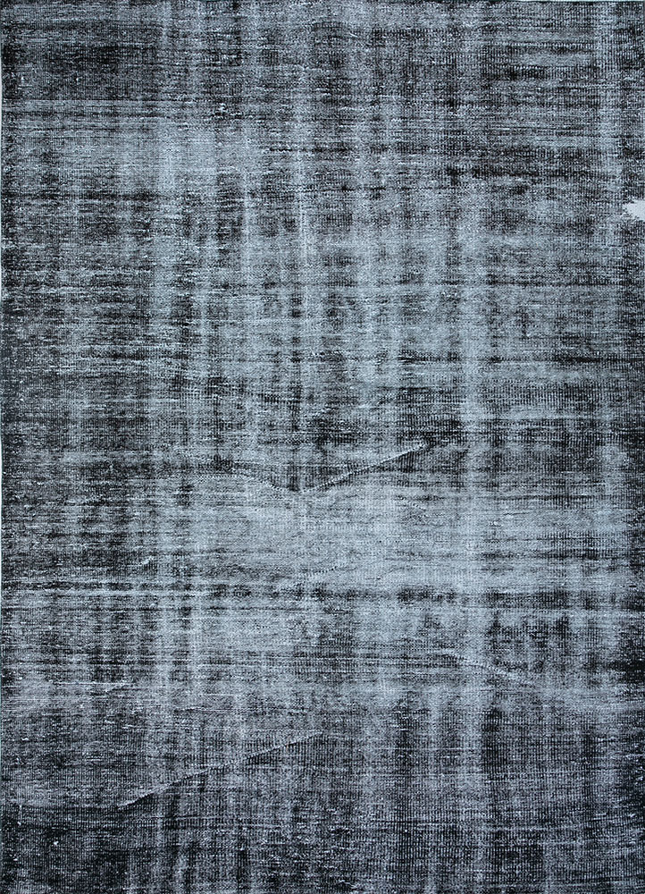 lacuna grey and black wool hand knotted Rug - HeadShot