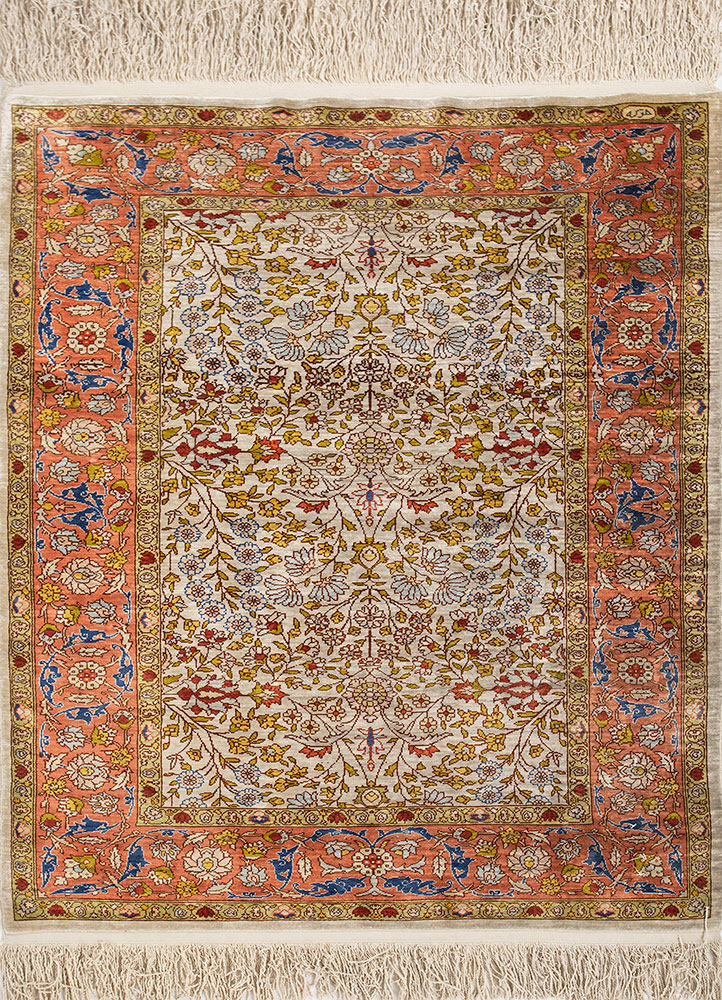 gulmarg ivory silk hand knotted Rug - HeadShot