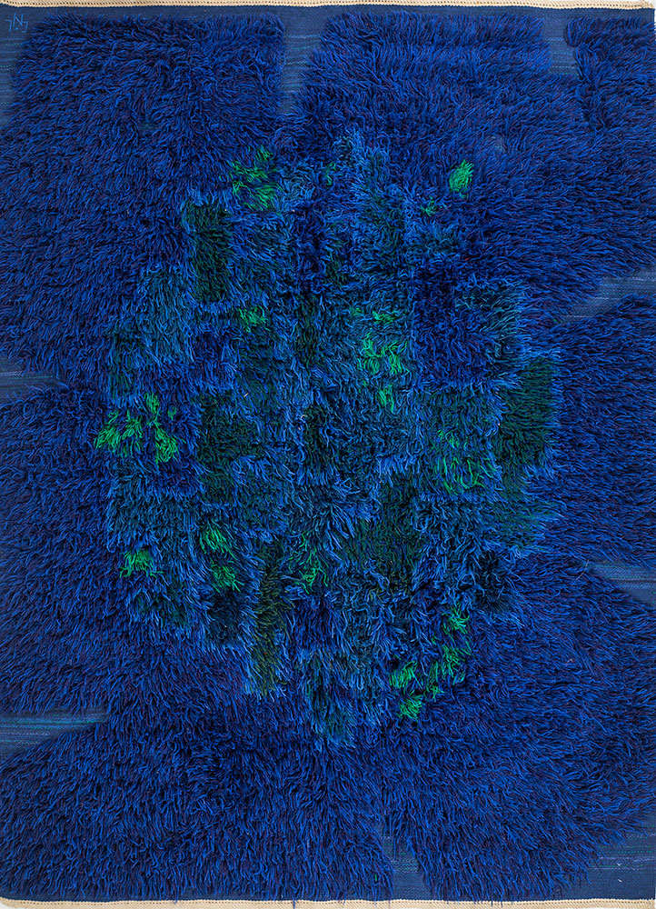 zuri blue wool hand knotted Rug - HeadShot
