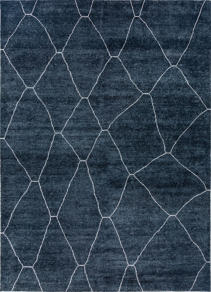 indusbar grey and black viscose hand loom Rug - HeadShot