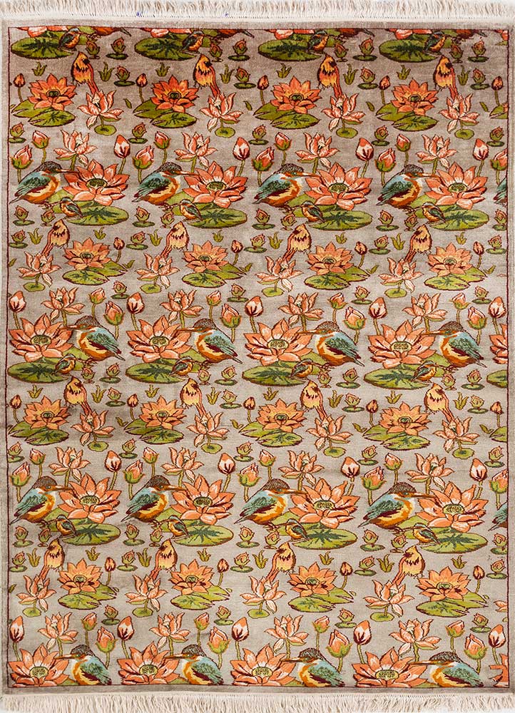 gulmarg green silk hand knotted Rug - HeadShot