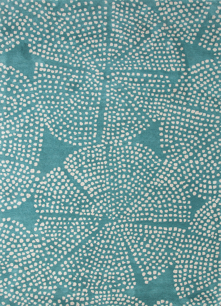 linear blue wool hand tufted Rug - HeadShot