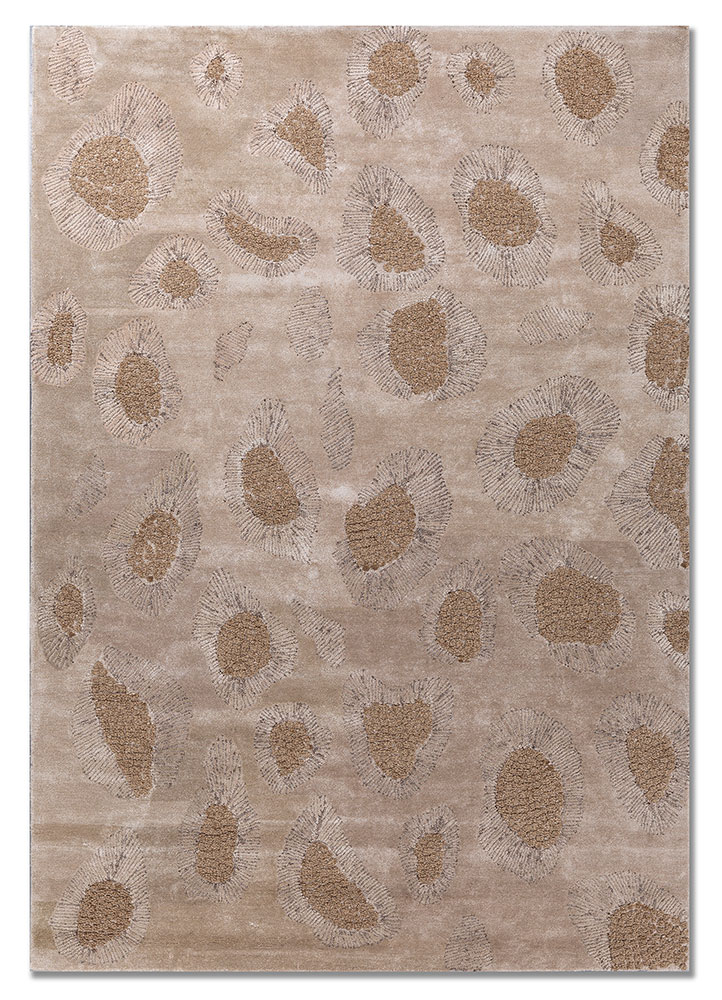 wild wanderlust ivory wool and viscose hand tufted Rug - HeadShot