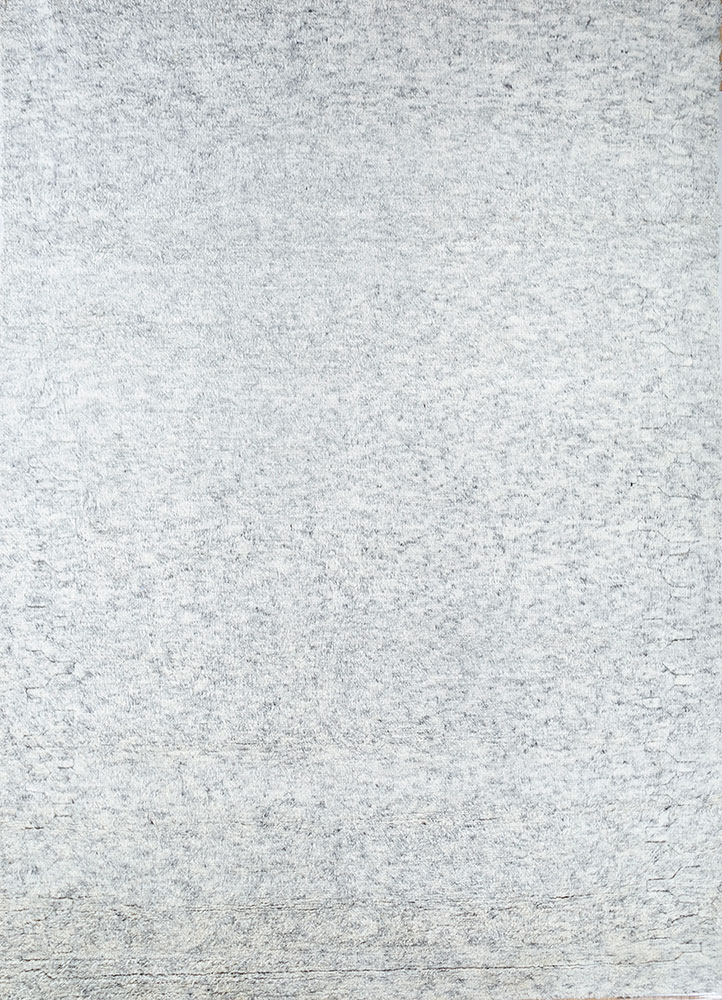 zuri grey and black wool hand knotted Rug - HeadShot