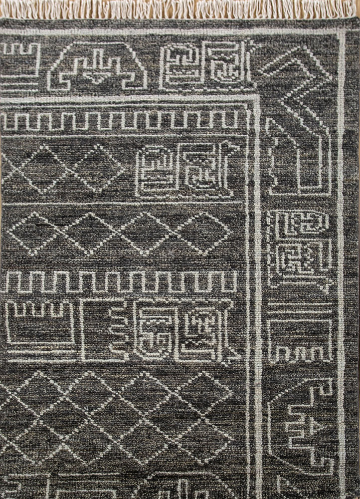 clan blue wool hand knotted Rug - HeadShot