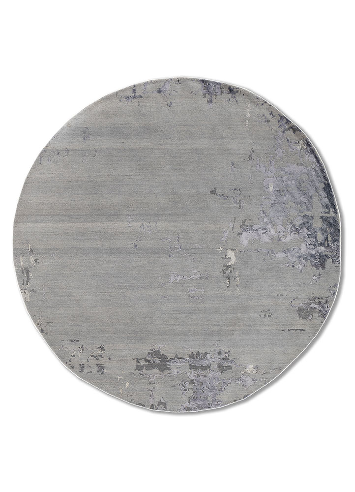 aprezo grey and black wool and bamboo silk hand knotted Rug - HeadShot