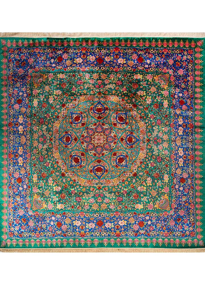 gulmarg green silk hand knotted Rug - HeadShot