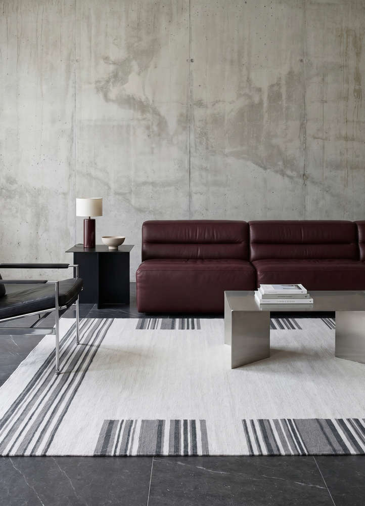 indusbar grey and black wool flat weaves Rug - Rander