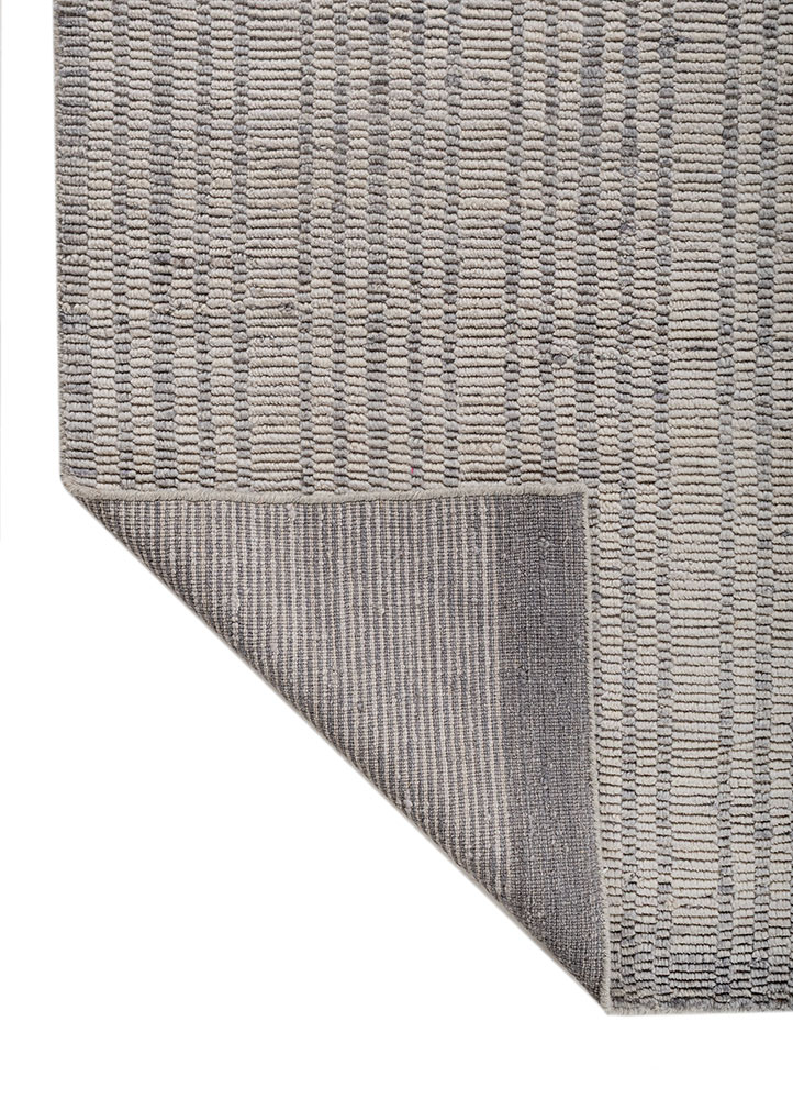 saga blue wool hand loom Rug - Perspective