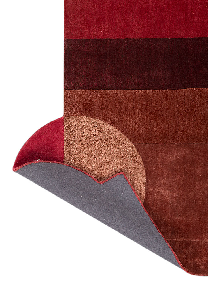 come around red and orange wool and viscose hand tufted Rug - Perspective