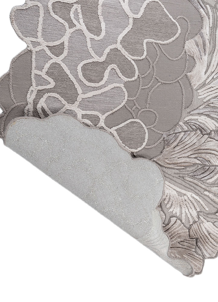 aurelia grey and black wool and viscose hand tufted Rug - Perspective