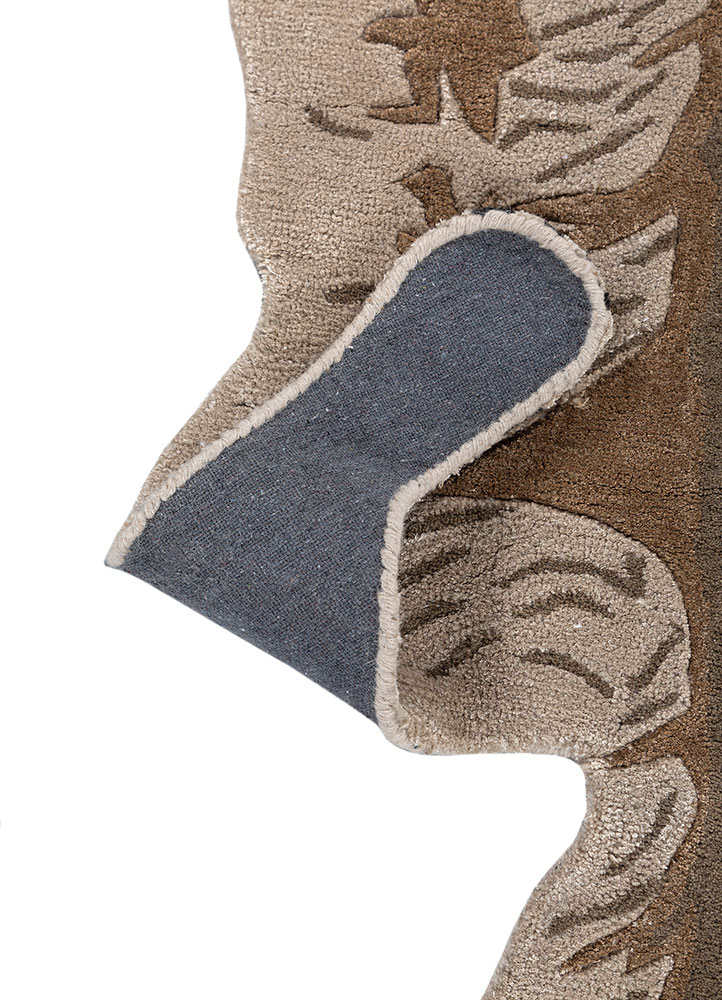 wild wanderlust ivory wool and viscose hand tufted Rug - Perspective