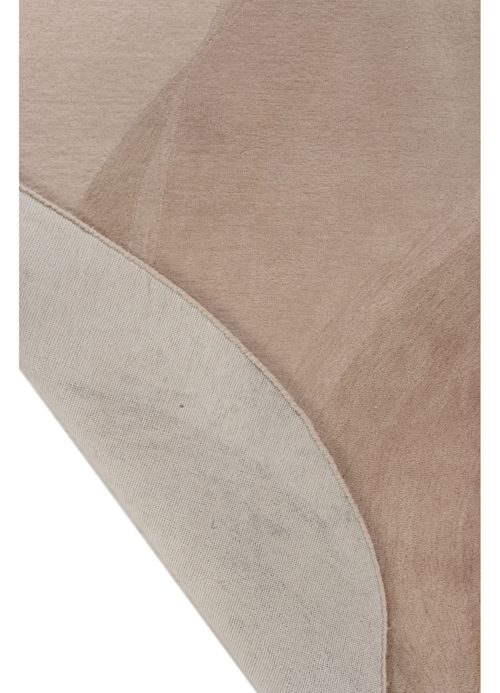 chroma pink and purple wool hand tufted Rug - Perspective