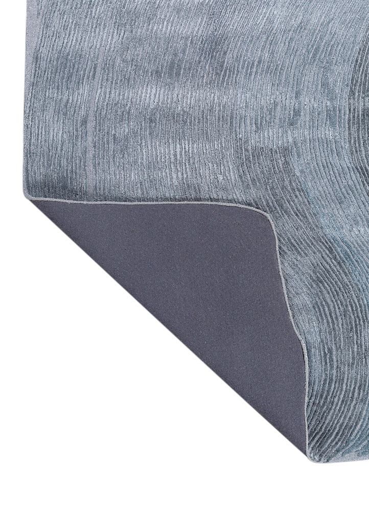 infini blue wool and viscose hand tufted Rug - Perspective