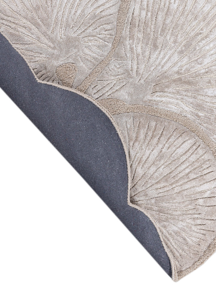 aurelia ivory wool and viscose hand tufted Rug - Perspective