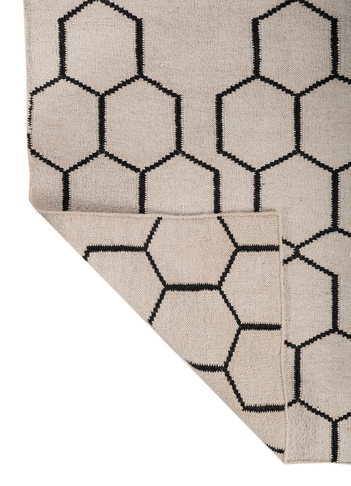 indusbar grey and black wool flat weaves Rug - Perspective