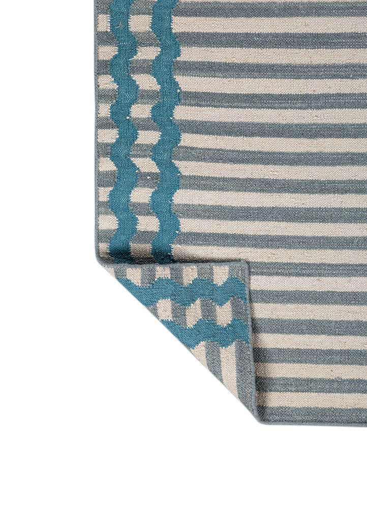 alhambra blue wool flat weaves Rug - Perspective