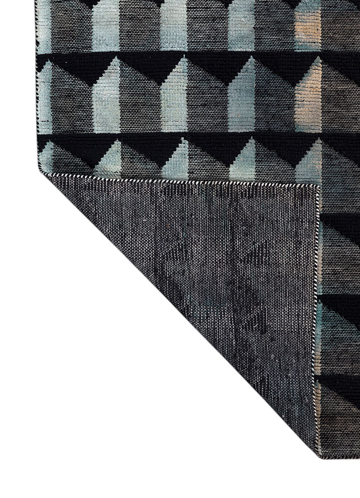 indusbar grey and black wool and viscose flat weaves Rug - Perspective