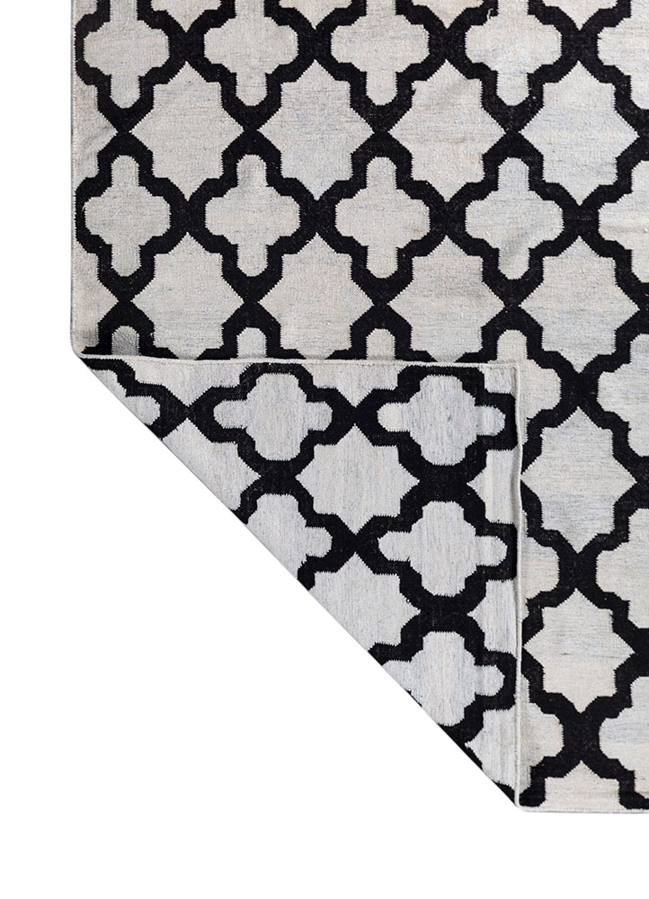 indusbar grey and black wool and viscose flat weaves Rug - Perspective