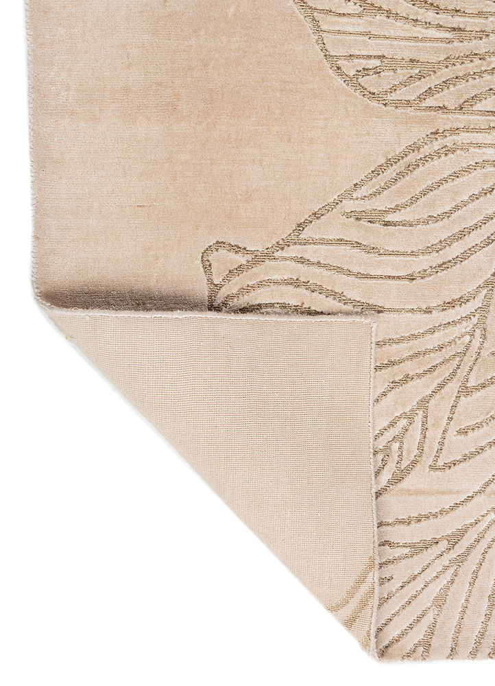 azalea ivory bamboo silk and zari hand knotted Rug - Perspective