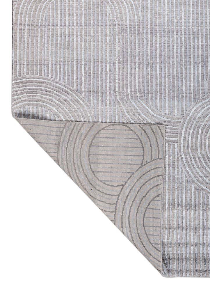 azalea grey and black wool and bamboo silk hand knotted Rug - Perspective