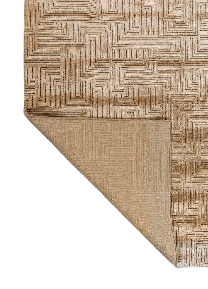 azalea gold wool and bamboo silk hand knotted Rug - Perspective