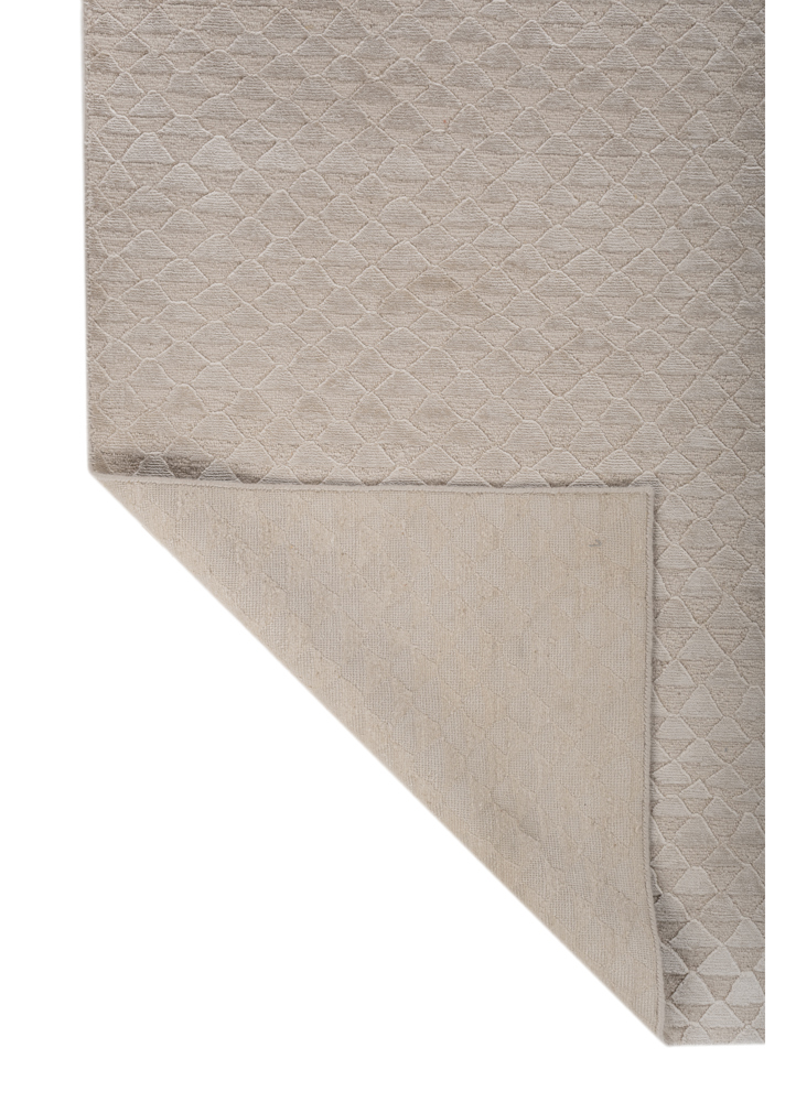 aprezo ivory wool and bamboo silk hand knotted Rug - Perspective