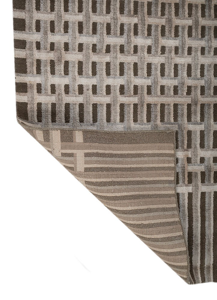 azalea ivory wool and bamboo silk hand knotted Rug - Perspective