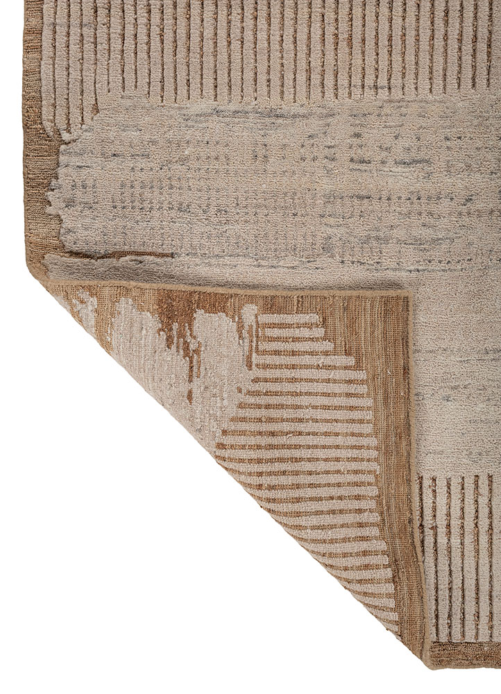 manifest ivory wool hand knotted Rug - Perspective
