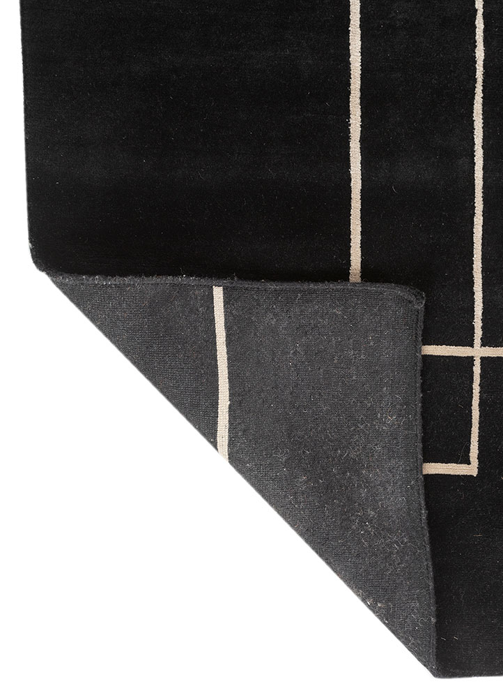 sthir grey and black wool hand knotted Rug - Perspective