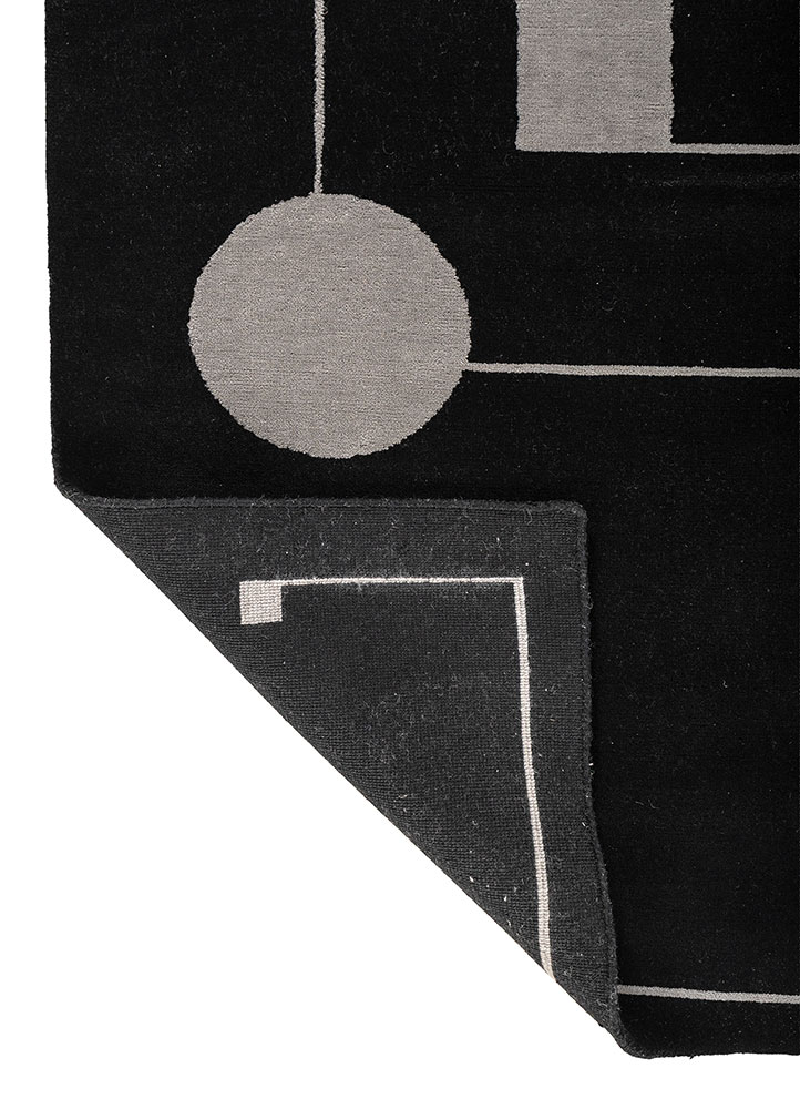 sthir grey and black wool hand knotted Rug - Perspective