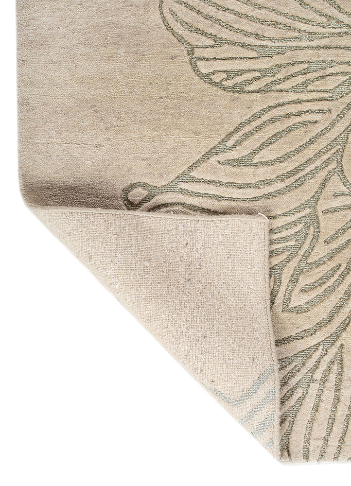 azalea ivory wool hand knotted Rug - Perspective