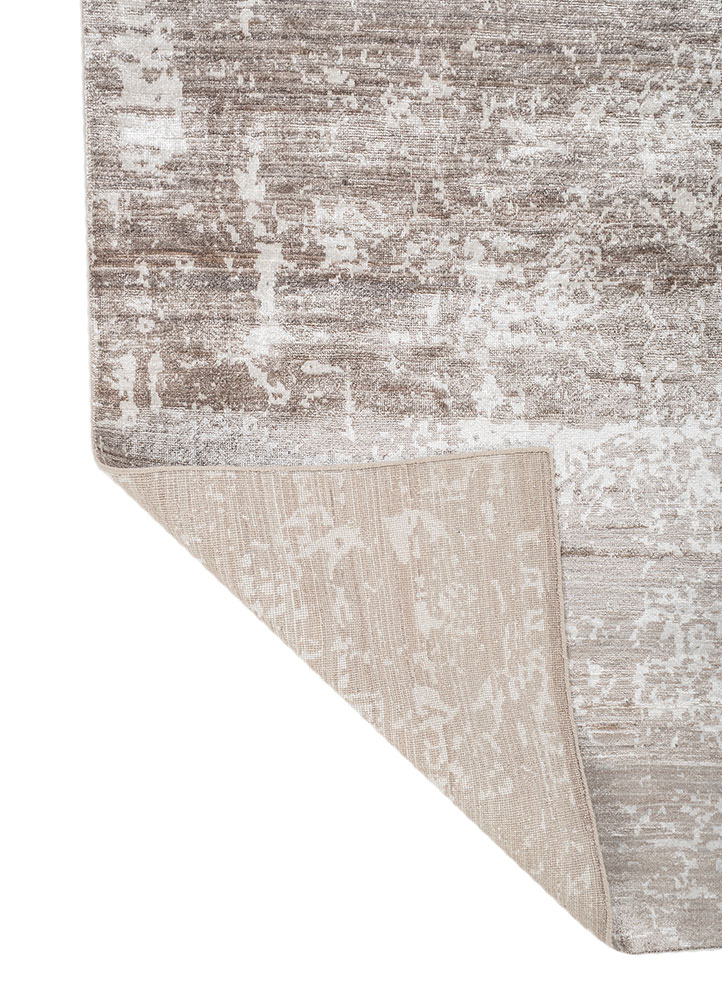 entropy ivory bamboo silk hand knotted Rug - Perspective